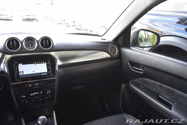Suzuki Vitara 1.4i HYBRID GLX*4x4*KAMER 2021