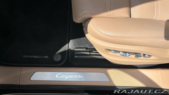 Porsche Cayenne 2019