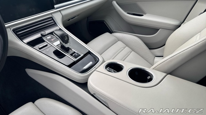 Porsche Panamera 4E Hybrid 2017