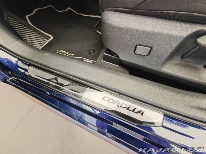 Toyota Corolla 1.8 Hybrid e-CVT Style To 2024