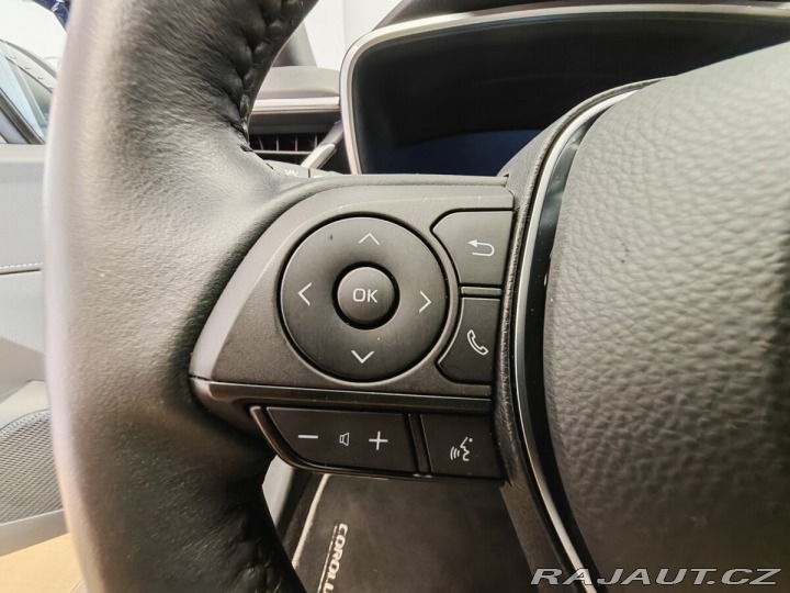 Toyota Corolla 1.8 Hybrid e-CVT Style To 2024