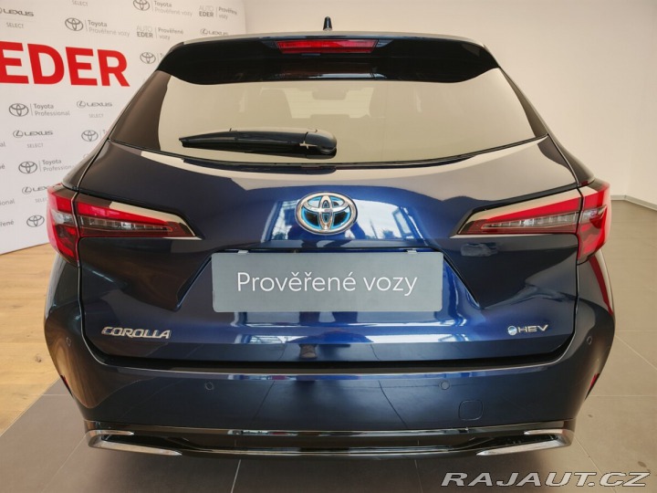 Toyota Corolla 1.8 Hybrid e-CVT Style To 2024