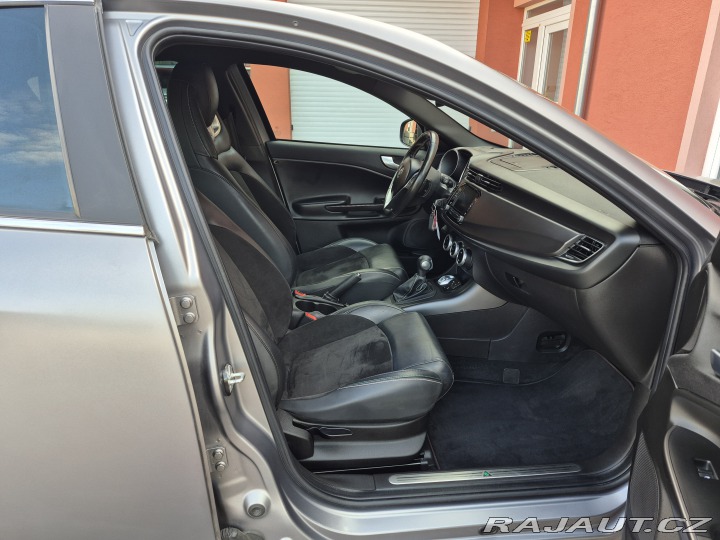 Alfa Romeo Giulietta 1.75 Turbo Quadrifoglio V 2016