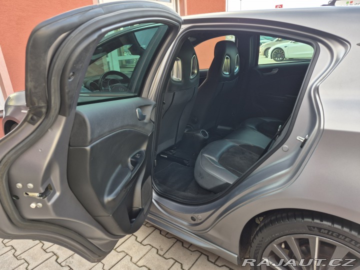 Alfa Romeo Giulietta 1.75 Turbo Quadrifoglio V 2016