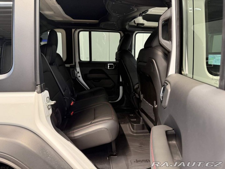 Jeep Wrangler Rubicon 2.0Turbo 272k AT8 2025