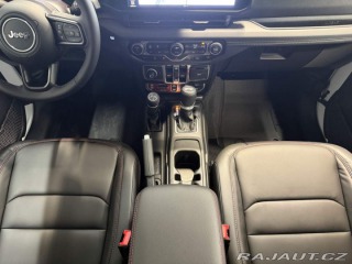 Jeep Wrangler Rubicon 2.0Turbo 272k AT8 2025