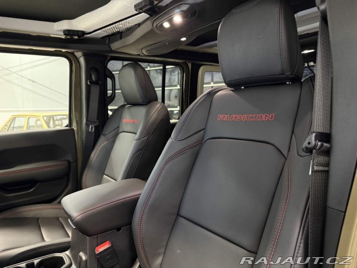 Jeep Wrangler Rubicon 2.0Turbo 272k AT8 2025