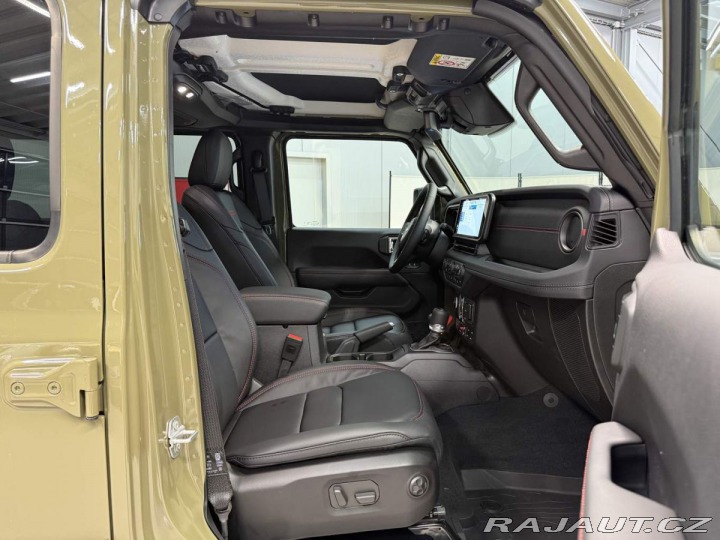 Jeep Wrangler Rubicon 2.0Turbo 272k AT8 2025
