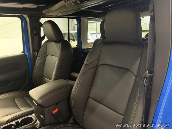 Jeep Wrangler Sahara 2.0 Turbo 272k AT8 2025