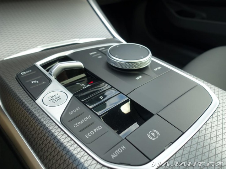 BMW 3 M340i xDrive Touring,DPH 2023