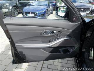 BMW 3 M340i xDrive Touring,DPH 2023