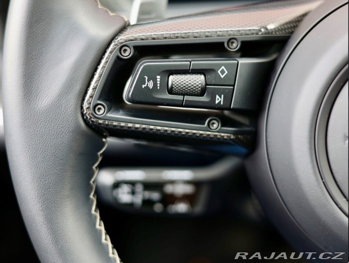 Porsche Cayenne Coupe V8 Turbo E-Hybrid 2024