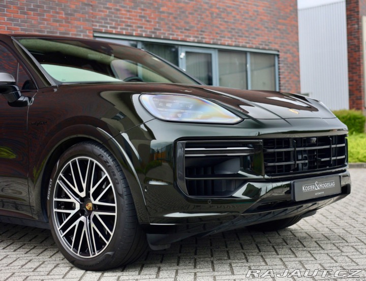 Porsche Cayenne Coupe V8 Turbo E-Hybrid 2024