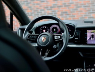 Porsche Cayenne Coupe V8 Turbo E-Hybrid 2024