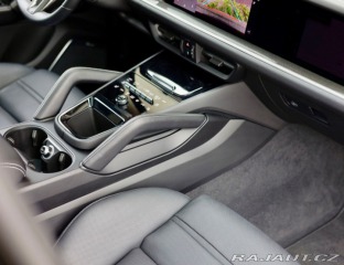 Porsche Cayenne Coupe V8 Turbo E-Hybrid 2024