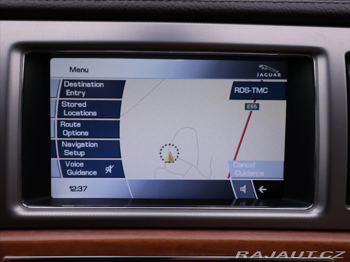 Jaguar XF 3,0 D 155kW Aut. CZ Luxur 2011