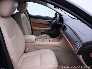 Jaguar XF 3,0 D 155kW Aut. CZ Luxur 2011