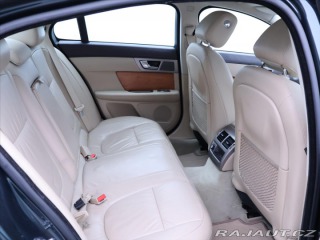 Jaguar XF 3,0 D 155kW Aut. CZ Luxur 2011