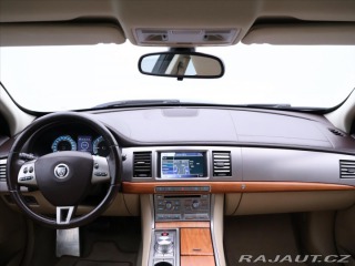 Jaguar XF 3,0 D 155kW Aut. CZ Luxur 2011