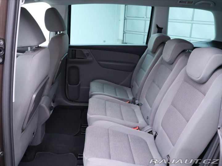 Volkswagen Sharan 2,0 TDI 103kW Navi Aut. K 2010