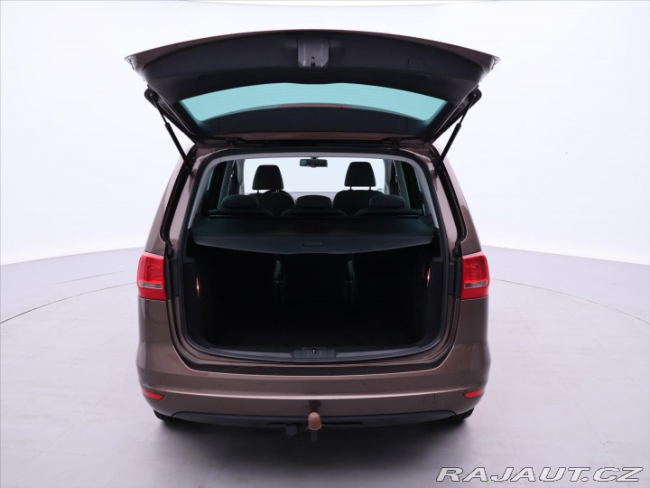 Volkswagen Sharan 2,0 TDI 103kW Navi Aut. K 2010