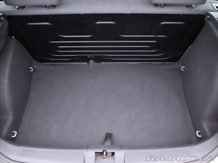 Škoda Fabia 1,4 MPI 44 kW CZ 2001