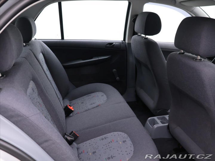 Škoda Fabia 1,4 MPI 44 kW CZ 2001