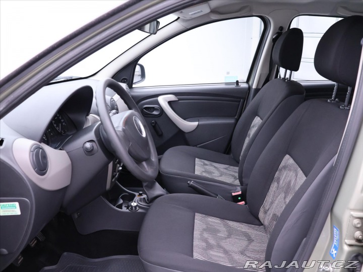 Dacia Sandero 1,6 MPI 64KW CZ 2008