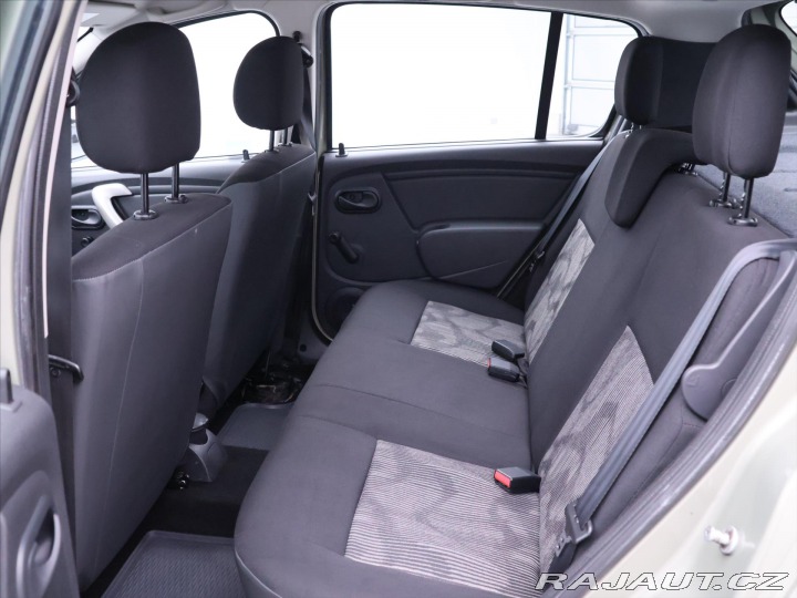 Dacia Sandero 1,6 MPI 64KW CZ 2008