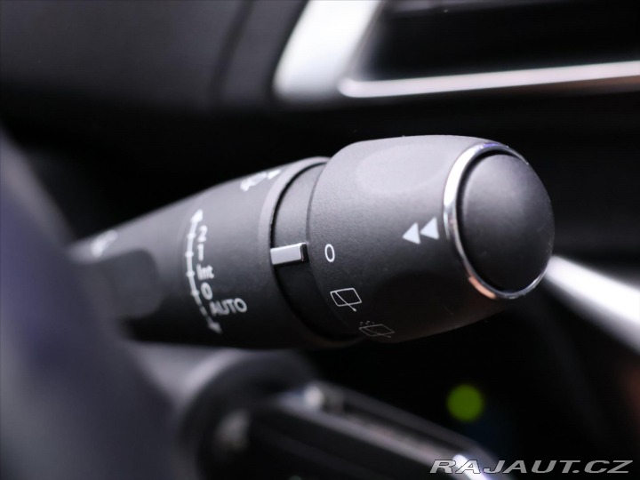 Peugeot 3008 1,2 96kw Puretech Tažné 2018