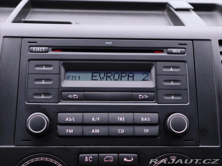 Volkswagen Caravelle 2,5 TDI 128kW STK5/27 DPH 2008