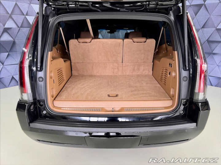Cadillac Escalade 6,2 V8 AWD ESV PLATINUM L 2018