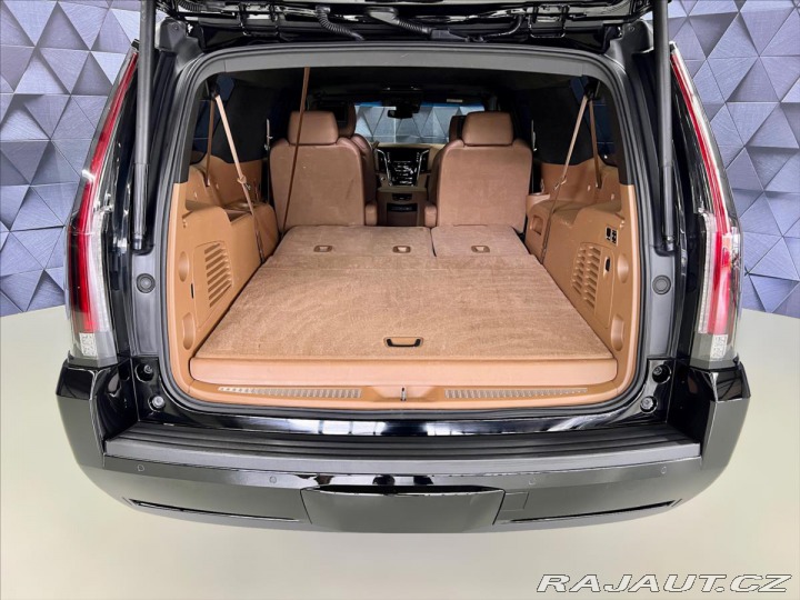 Cadillac Escalade 6,2 V8 AWD ESV PLATINUM L 2018