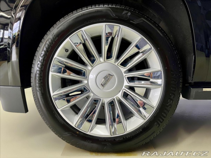 Cadillac Escalade 6,2 V8 AWD ESV PLATINUM L 2018