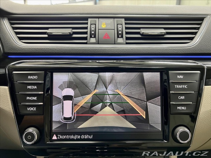 Škoda Superb 2,0 TDI 140KW DSG 4X4 LAU 2015