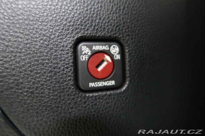 Toyota C-HR 2.0Hybrid,CZ,1Maj,Style,4 2024
