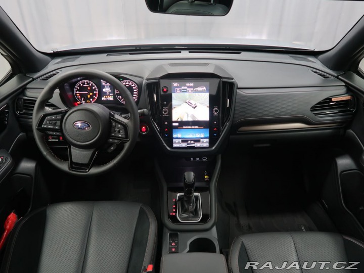 Subaru Forester TOURING 4X4. Předváděcí v 2025