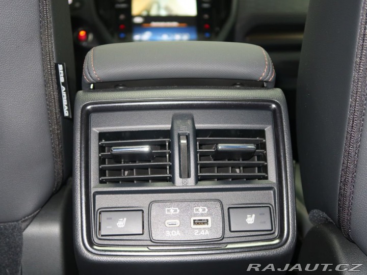 Subaru Forester TOURING 4X4. Předváděcí v 2025