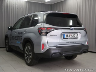 Subaru Forester TOURING 4X4. Předváděcí v 2025