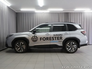 Subaru Forester TOURING 4X4. Předváděcí v 2025