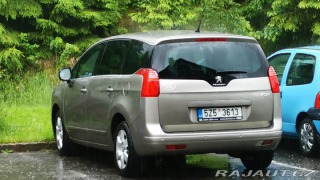 Peugeot 5008 2015