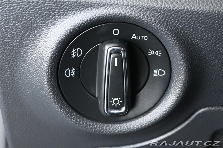 Škoda Kamiq 1,0 TSi 81kW AMBITION Zár 2022