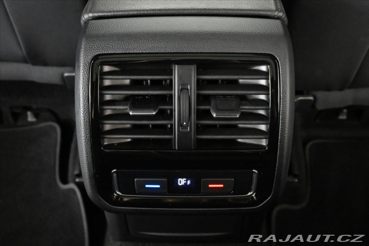 Volkswagen Passat 2,0 TDi 110kW DSG ELEGANC 2021