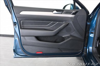 Volkswagen Passat 2,0 TDi 110kW DSG ELEGANC 2021