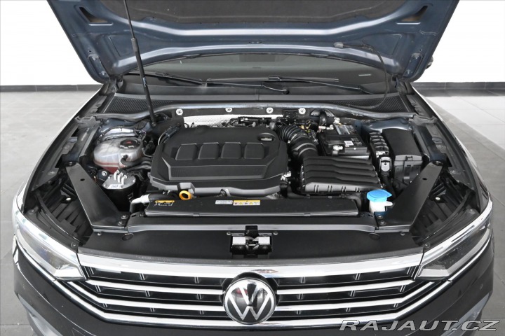 Volkswagen Passat 2,0 TDi 110kW STYLE DSG Z 2023