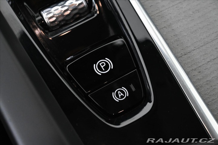 Volvo V60 2,0 B4 145 kW AT8 Inscrip 2021