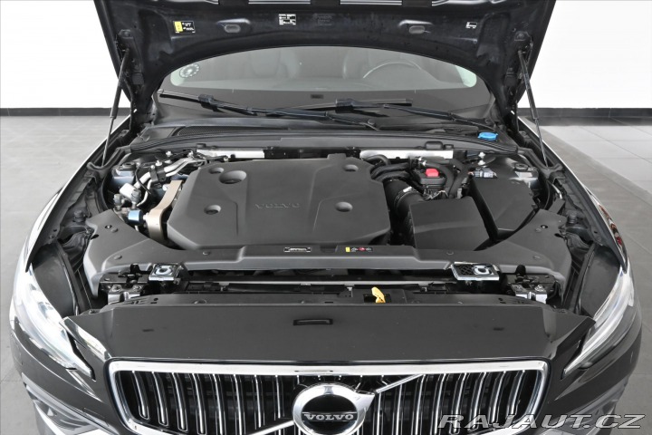Volvo V60 2,0 B4 145 kW AT8 Inscrip 2021