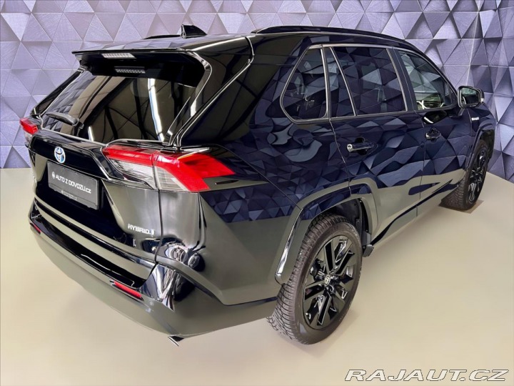 Toyota RAV4 2,5 HYBRID e-CVT AWD BLAC 2022