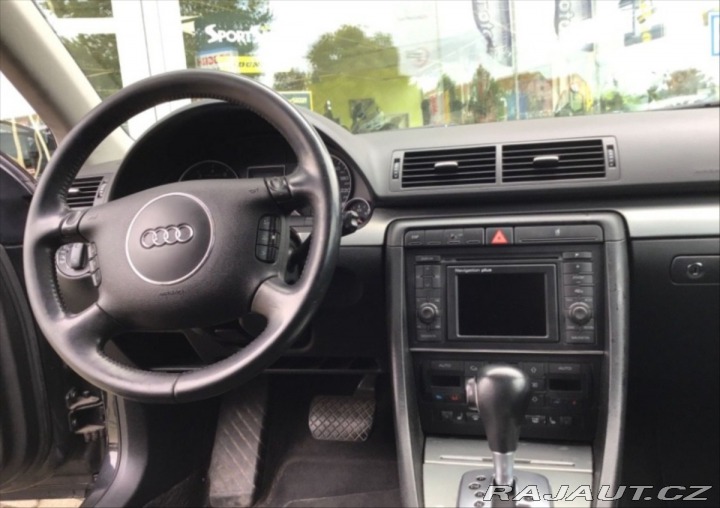 Audi A4 Avant 3,0 220 PS • Auto 2003