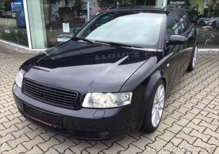 Audi A4 Avant 3,0 220 PS • Auto 2003